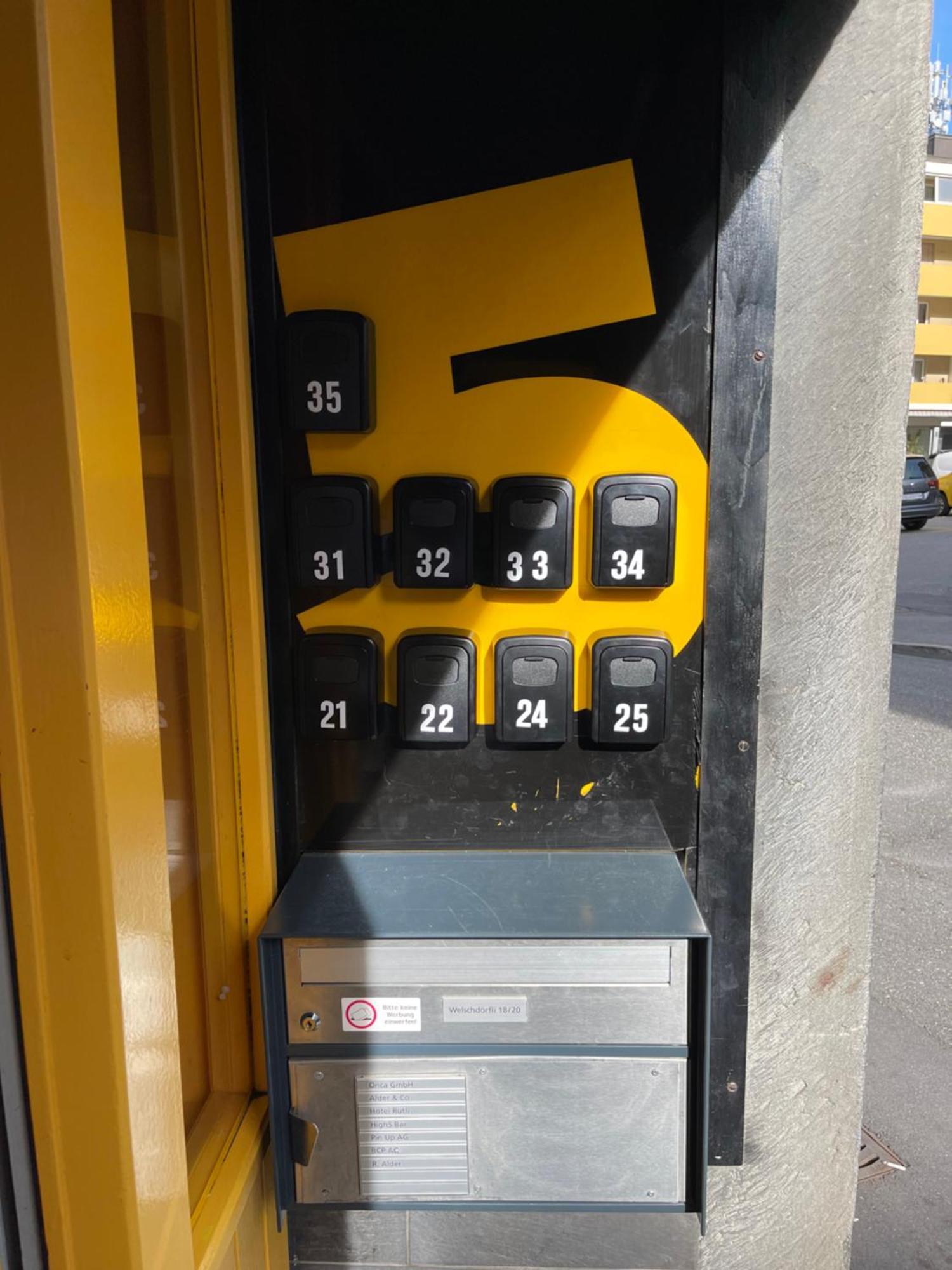 Haus Zum Ruetli Lägenhet Chur Exteriör bild